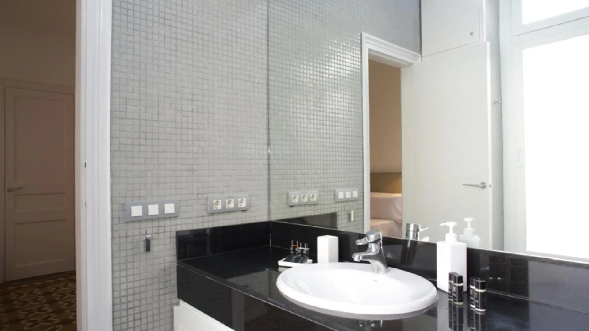 ברצלונה The Claris Suites II ספרד
