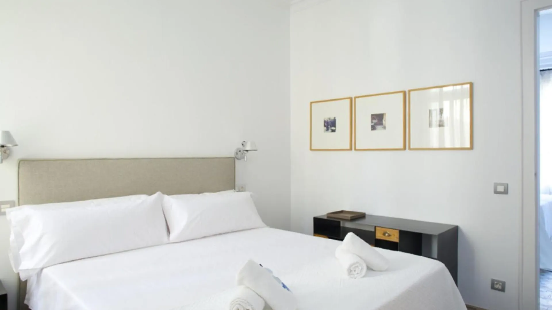 Daire The Claris Suites II Barselona İspanya